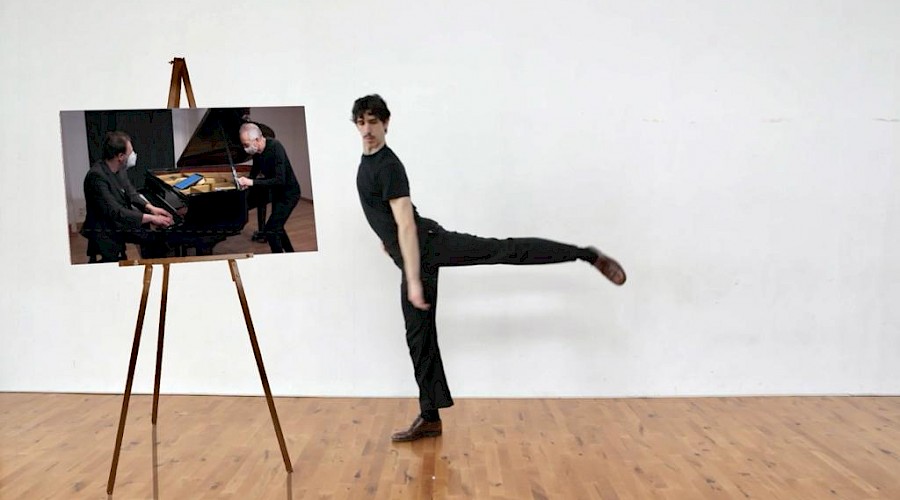 #ThisIsNotAMusicBreak: Scritto [non scritto] con danza